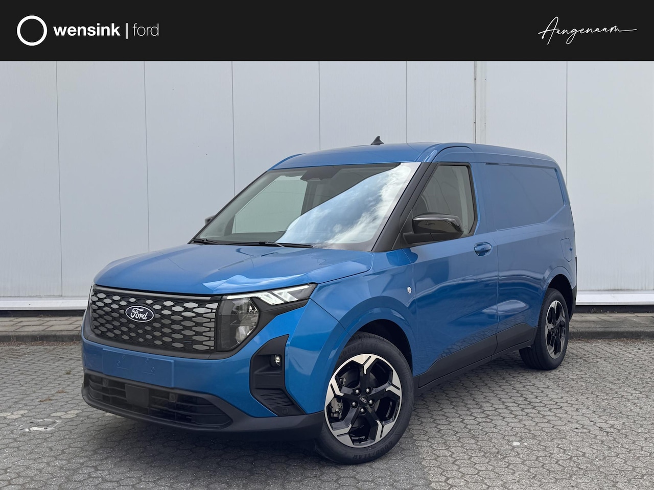 Ford Transit Courier - E-Transit Limited 44 kWh | Direct Leverbaar! | Driver Assistance Pack | Trekhaak | Apple C - AutoWereld.nl