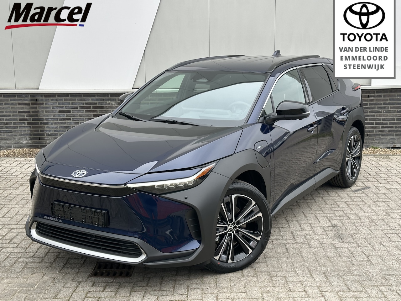 Toyota bZ4X - Premium 71 kWh 3fase NL Auto inclusief VOORRAAD VOORDEEL - AutoWereld.nl