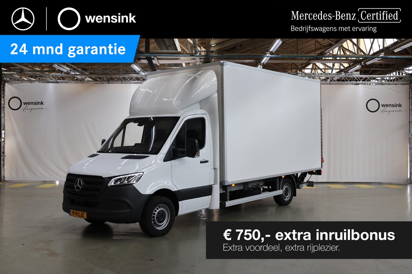 Mercedes-Benz Sprinter - 317 CDI Aut. | Bakwagen met Laadklep | Navigatiesysteem | DAB Ontvanger | Keyless Go | Air - AutoWereld.nl