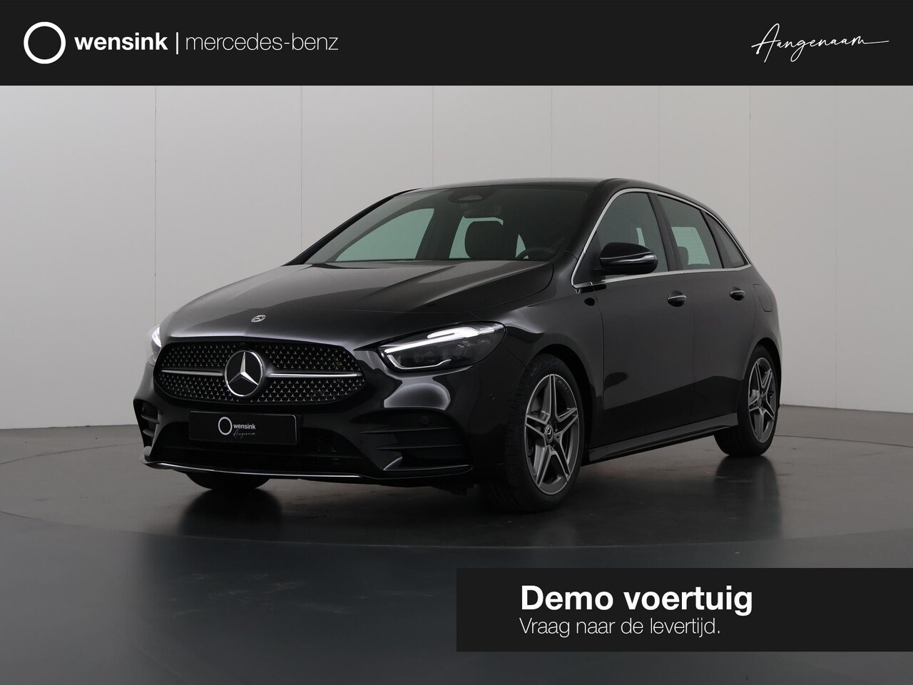 Mercedes-Benz B-klasse - 180 AMG Line | Panoramadak | Trekhaak | Winter pakket | Matrix LED koplampen - AutoWereld.nl