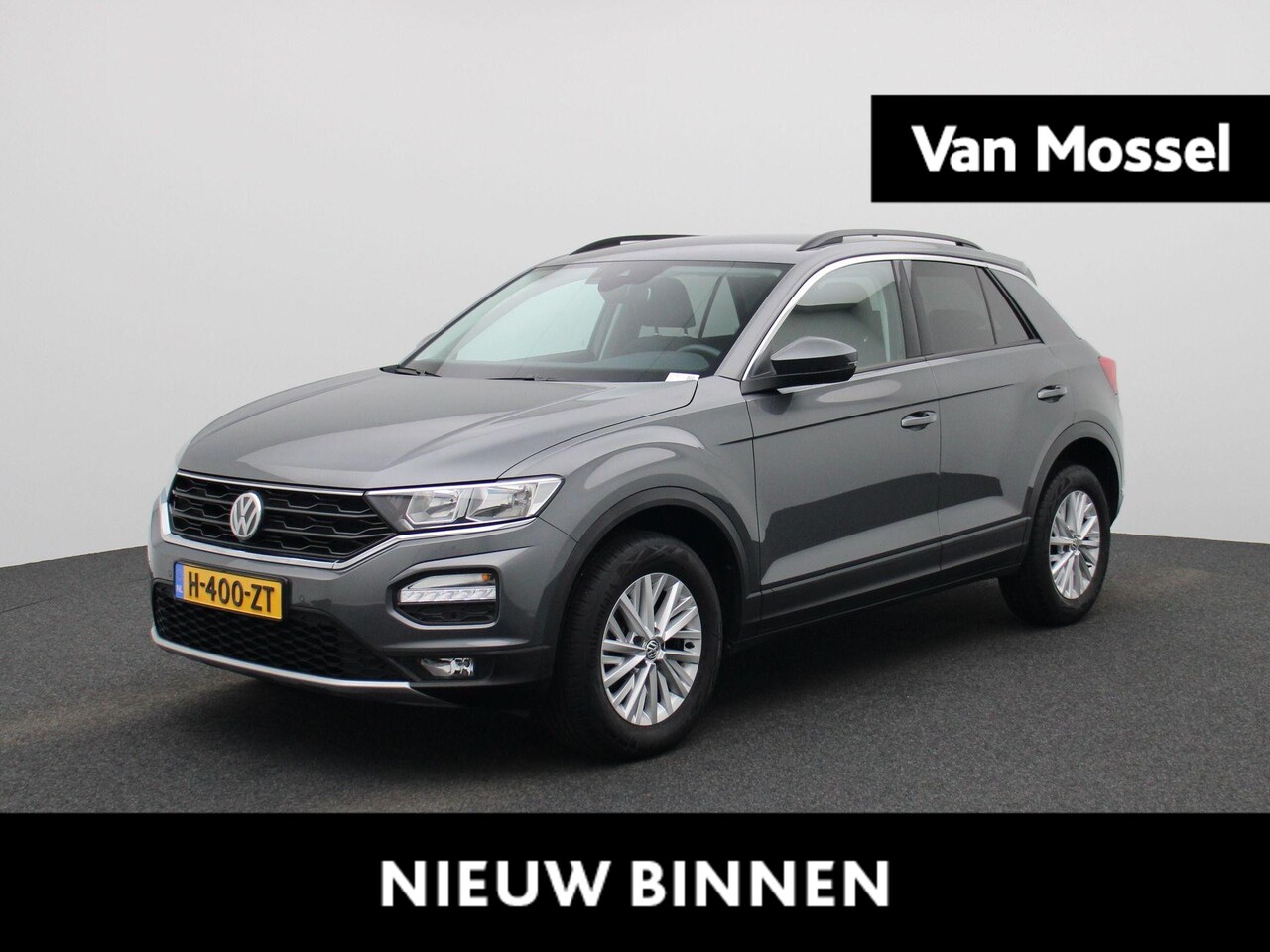 Volkswagen T-Roc - 1.5 TSI Style | Camera | Parkeersensoren | CruiseControl | Radio | Bluetooth | - AutoWereld.nl