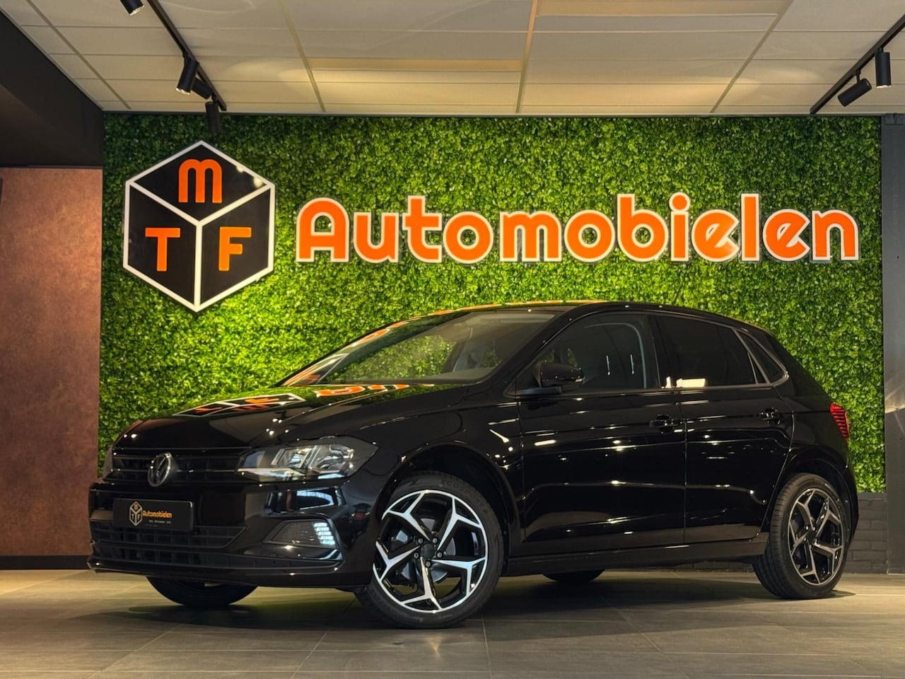 Volkswagen Polo - 1.0 TSI 95 PK |NAVI|AUTOMAAT|STOELVERWARMING|GARANTIE - AutoWereld.nl