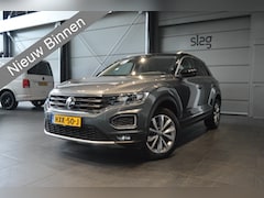 Volkswagen T-Roc - 1.5 TSI Style navi clima camera led pdc 17 inch 150 pk