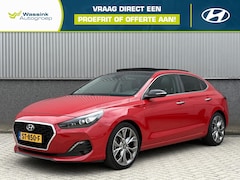 Hyundai i30 Fastback - 1.4 T-GDI 140pk Premium | Schuif-/Kanteldak | Keyless Entry | Navigatie | Camera Achter |