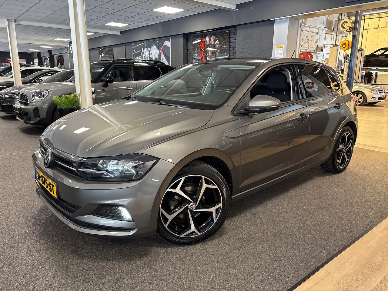 Volkswagen Polo - 1.0 MPI Beats 1.0 MPI Beats,apple carplay,pdc,media ,onderhouds history - AutoWereld.nl