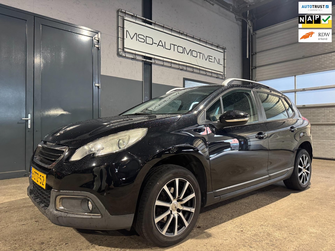 Peugeot 2008 - 1.2 PureTech Active Lees Tekst - AutoWereld.nl