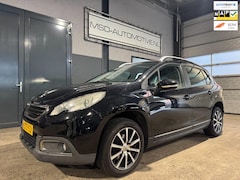 Peugeot 2008 - 1.2 PureTech Active Lees Tekst