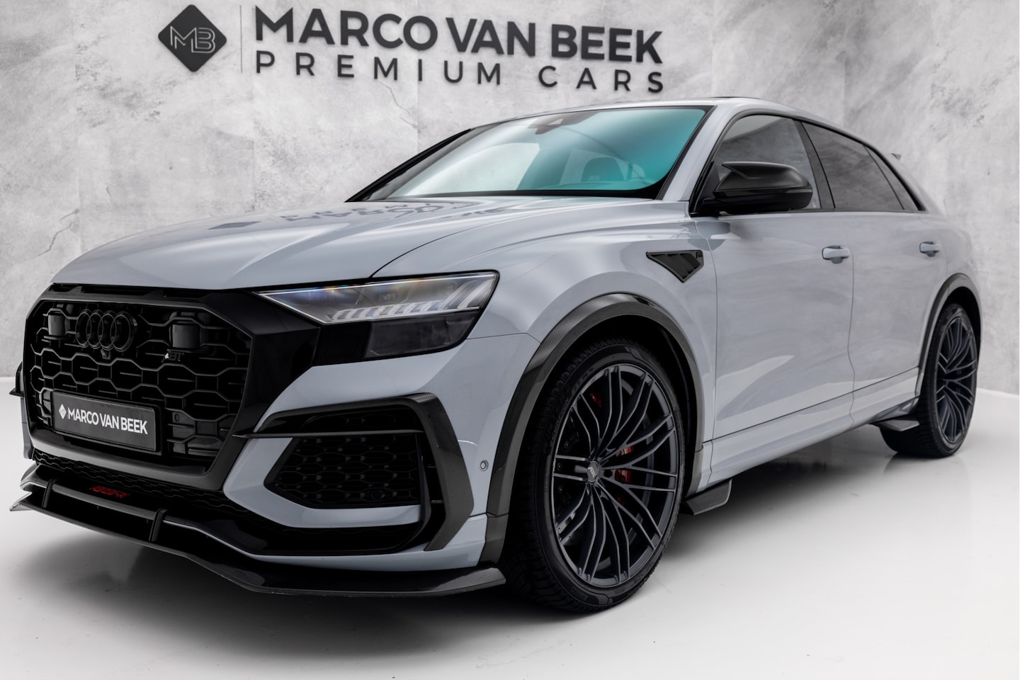 Audi RSQ8 - RSQ8-R ABT 1/125 740 PK 4.0 TFSI Quattro | BTW | Audi Exclusive | Massage - AutoWereld.nl