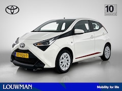 Toyota Aygo - 1.0 VVT-i x-play I Apple Carplay/Android Auto I Airco I Centrale vergrendeling |