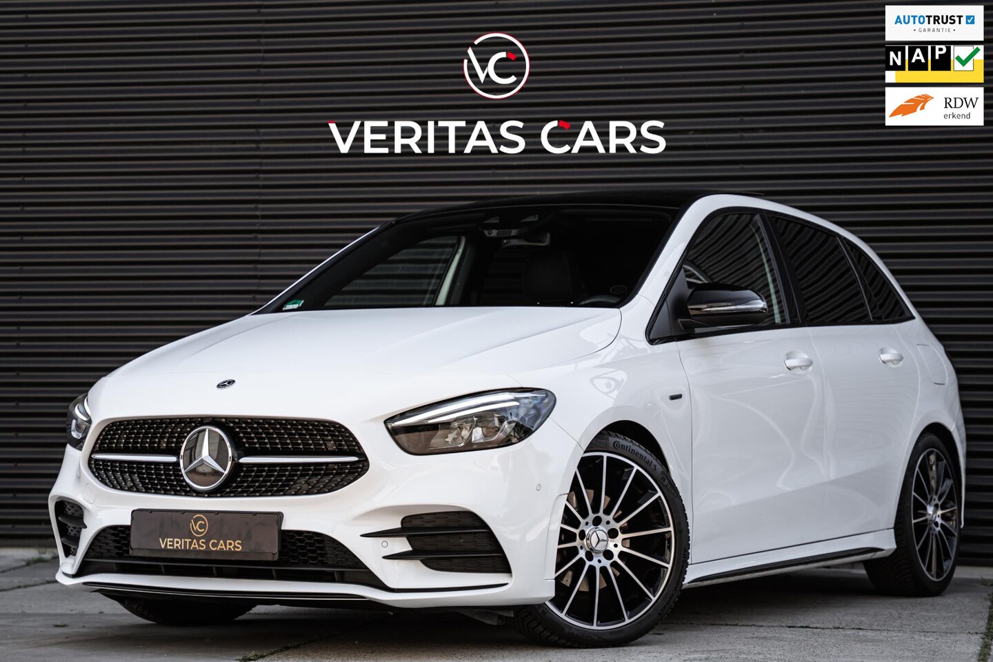 Mercedes-Benz B-klasse - 200 AMG Line Edition 163PK Pano|Camera|Full Led|CarPlay|Navi|Sfeerverlichting e.o. - AutoWereld.nl