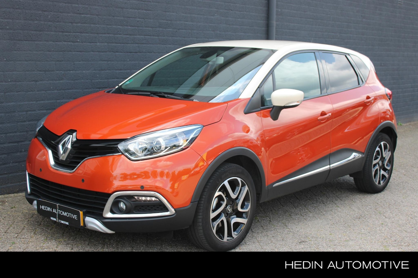 Renault Captur - TCe 120 PK Dynamique EDC - AutoWereld.nl