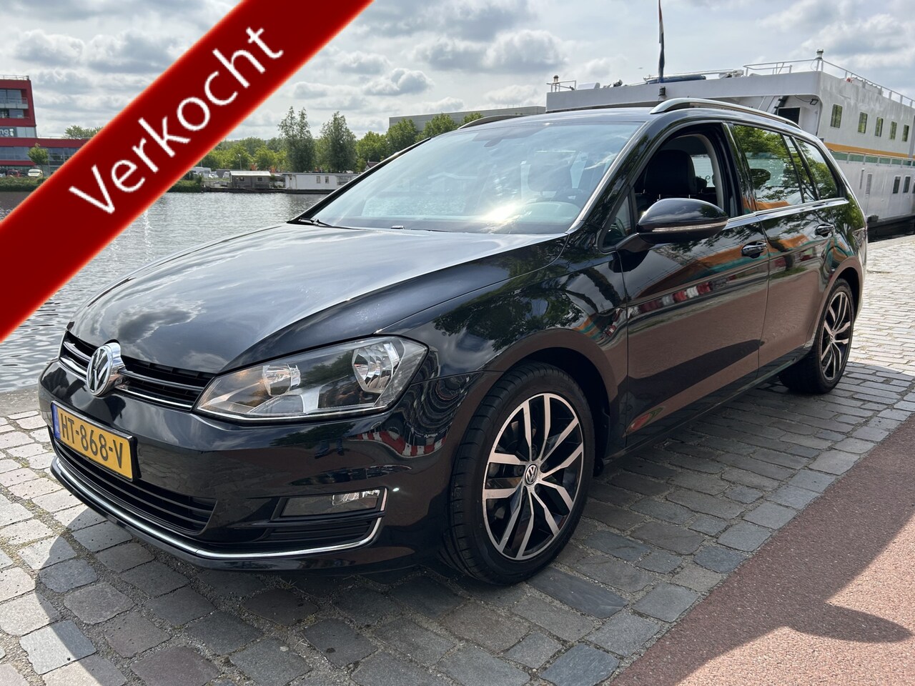 Volkswagen Golf Variant - 1.4 TSI Business Edition Connected automaat airco/ecc navi/camera - AutoWereld.nl