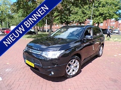 Mitsubishi Outlander - 2.0 PHEV Instyle ORGINELE KM STAND NAP AANTOONBAAR
