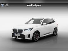 BMW X3 - 30e xDrive | Glazen panoramadak | Verwarmde stoelen voor en achter