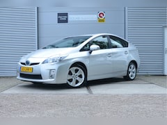 Toyota Prius - 1.8 Executive Achteruitrijcamera, Navi, 17" Alu