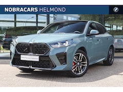 BMW X2 - sDrive20i High Executive M Sport Automaat / Panoramadak / Sportstoelen / Adaptieve LED / M