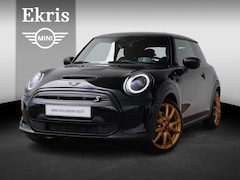 MINI Mini-Electric - Essential 33 kWh Stuurwielrand Verwarmd/ Comfort Access/ Achteruitrijcamera/ Sportstoelen/