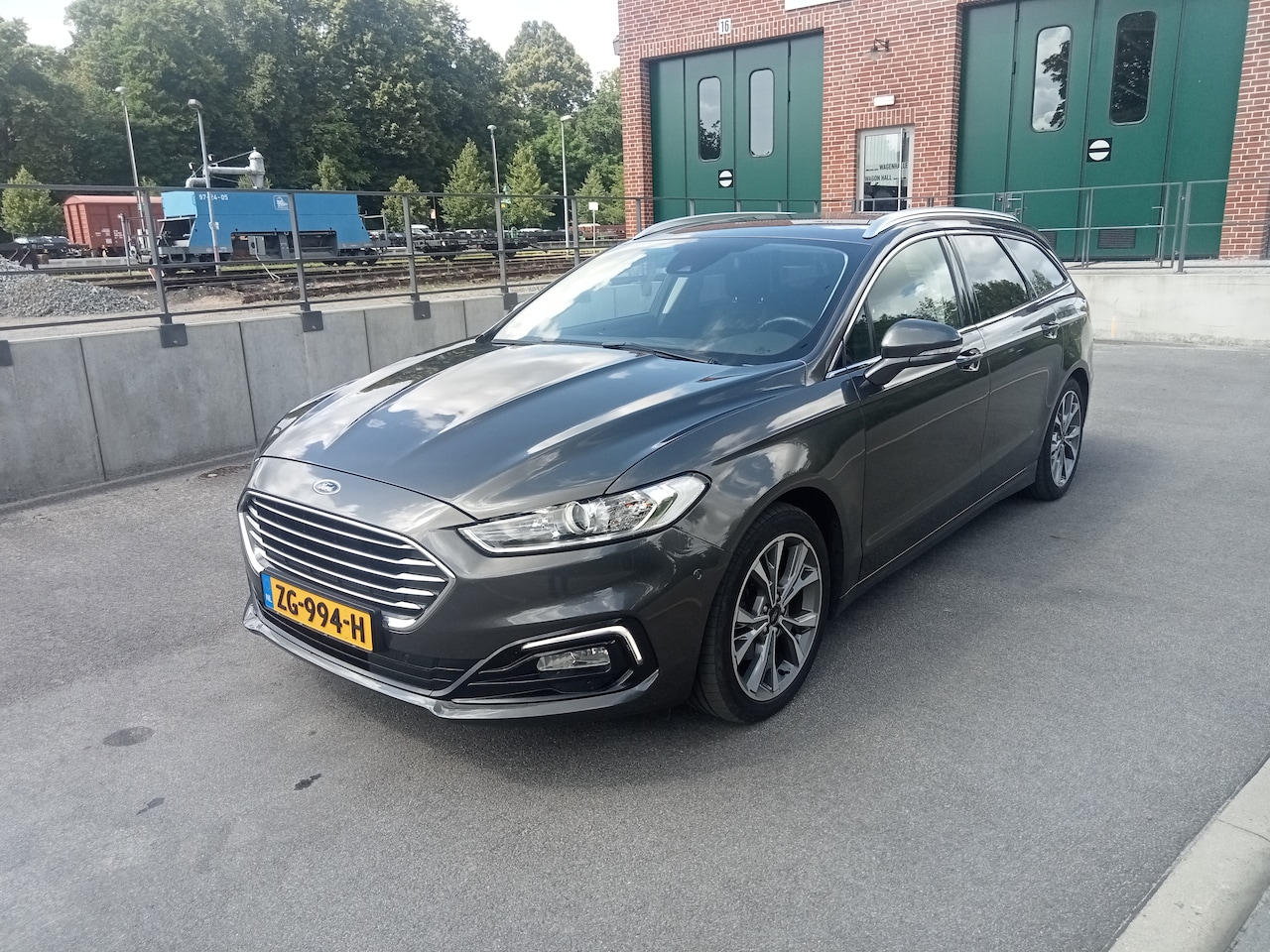 Ford Mondeo Wagon - 2.0 IVCT HEV Titanium Electro/Benzine 188pk 2019 - AutoWereld.nl