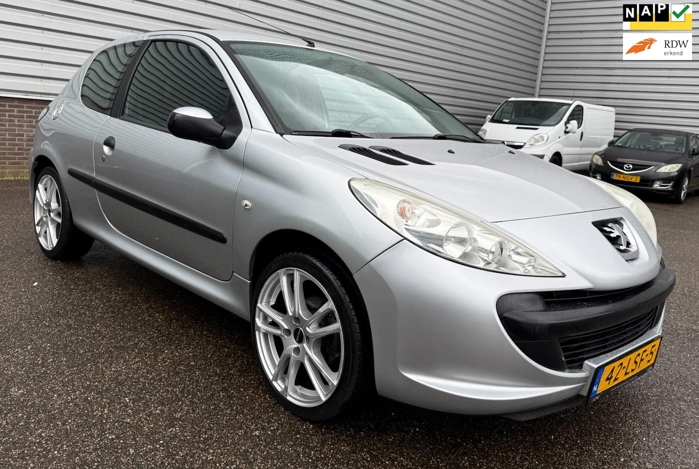 Peugeot 206 - 1.1 XR Sport editie - AutoWereld.nl