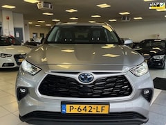 Toyota Highlander - 2.5 AWD Hybrid Style/NL auto/7 persoons/Leder/Apple carplay/Dealer onderhouden