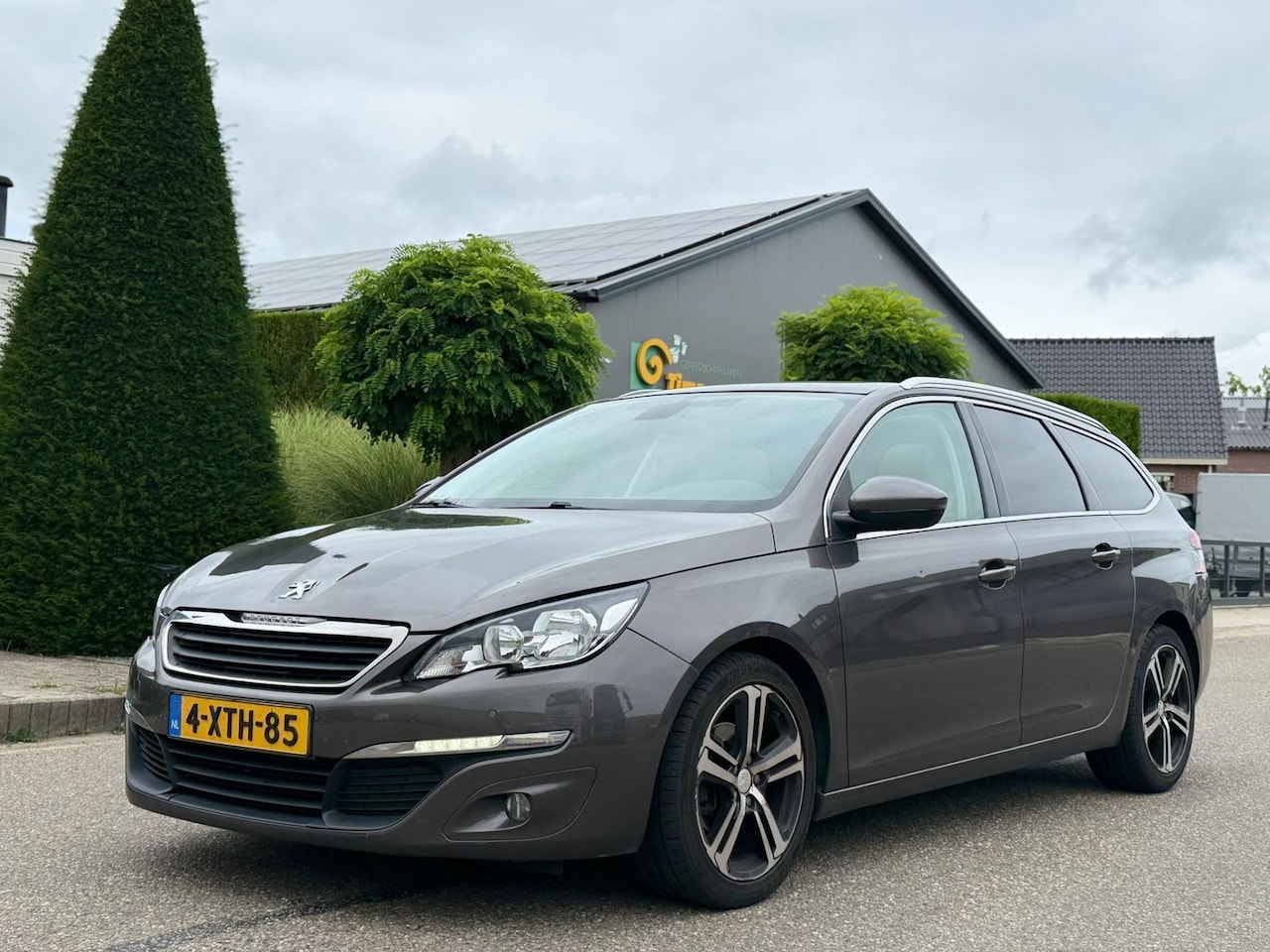 Peugeot 308 SW - 1.6 BlueHDI Blue Lease Executive 1.6 BlueHDI Blue Lease Executive - AutoWereld.nl