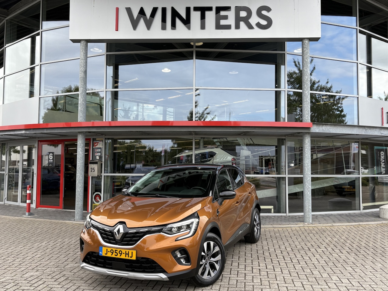 Renault Captur - 1.3 TCe 130 Intens Automaat | Navigatie | Privacy Glass | Keyless | - AutoWereld.nl