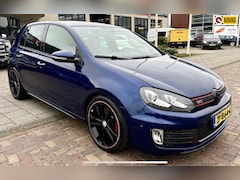Volkswagen Golf - 2.0 GTI