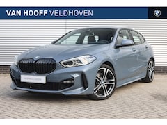 BMW 1-serie - 118i High Executive M Sport Automaat / Sportstoelen / Achteruitrijcamera / LED / Stuurverw