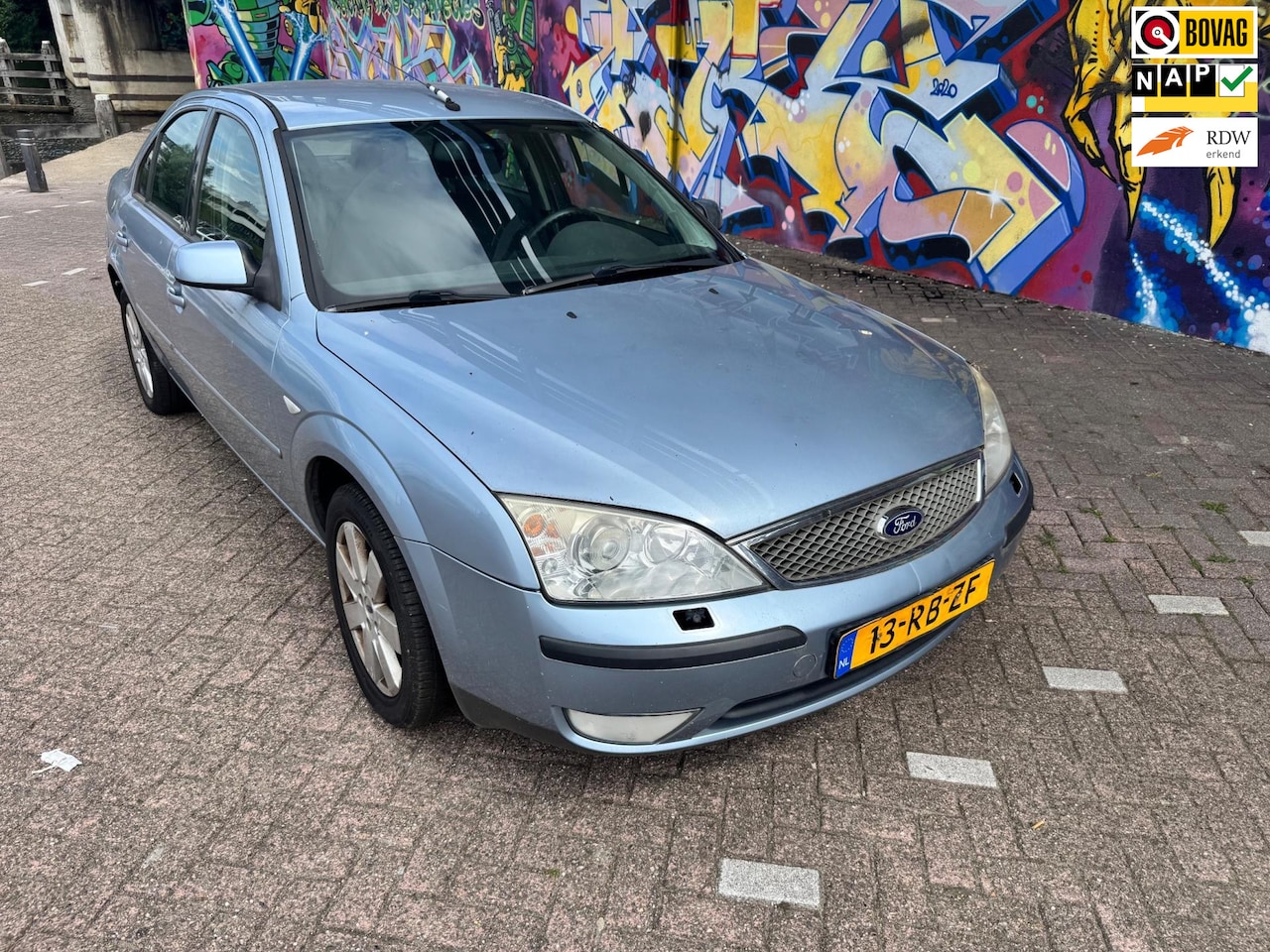 Ford Mondeo - 2.0-16V Futura airco stereo stuurbekrachtiging sport interieur rijd goed inruil koopje - AutoWereld.nl