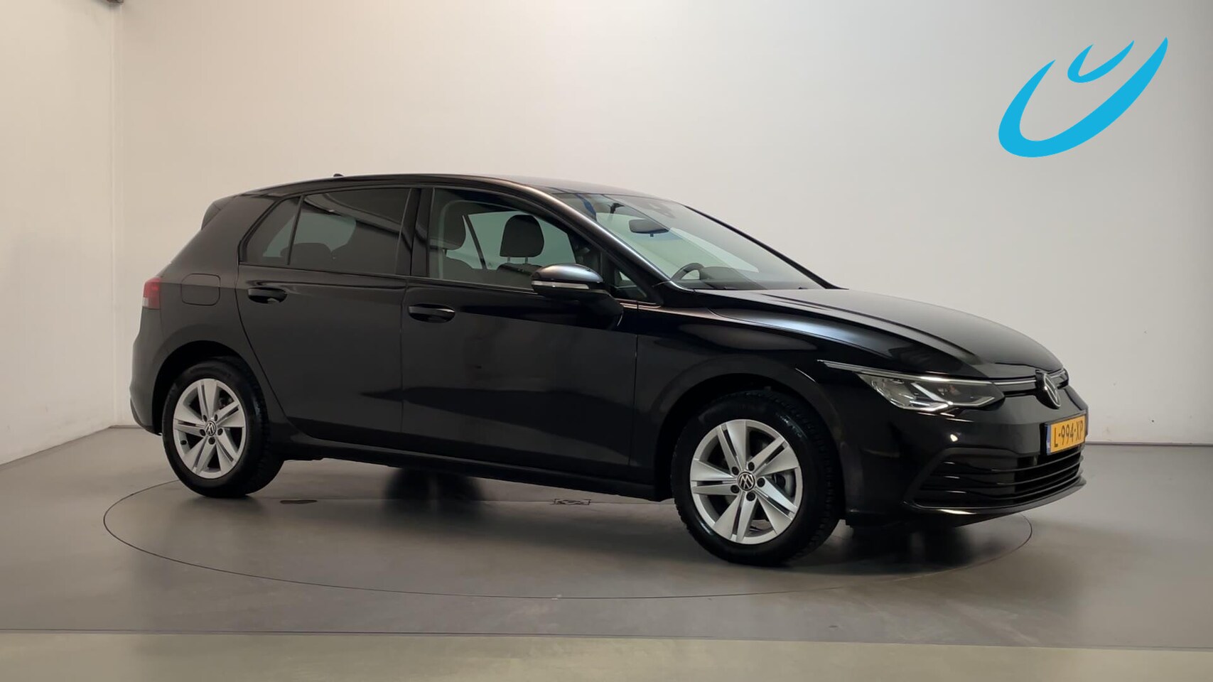 Volkswagen Golf - 1.0 TSI 110pk Life Sfeerverlichting Virtual Cockpit Navigatie Parkeersensoren - AutoWereld.nl