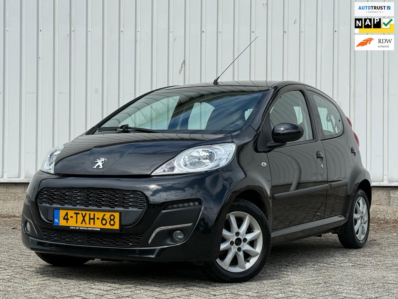 Peugeot 107 - 1.0 Active Airco,Navi,Bleutooth,ElektrischeRamen,TourenTeller,5Deurs,N.A.P!Apk tot 30-05-2 - AutoWereld.nl