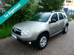 Dacia Duster - 1.6 Lauréate 105pk 2wd 1e eigenaar Airco Trekhaak 1200kg
