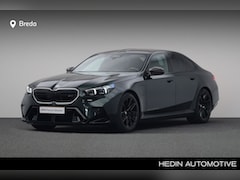 BMW M5 - 5-serie | Akrapovic uitlaten | Black Emerald Individual | M Drivers Package | comfortpakke