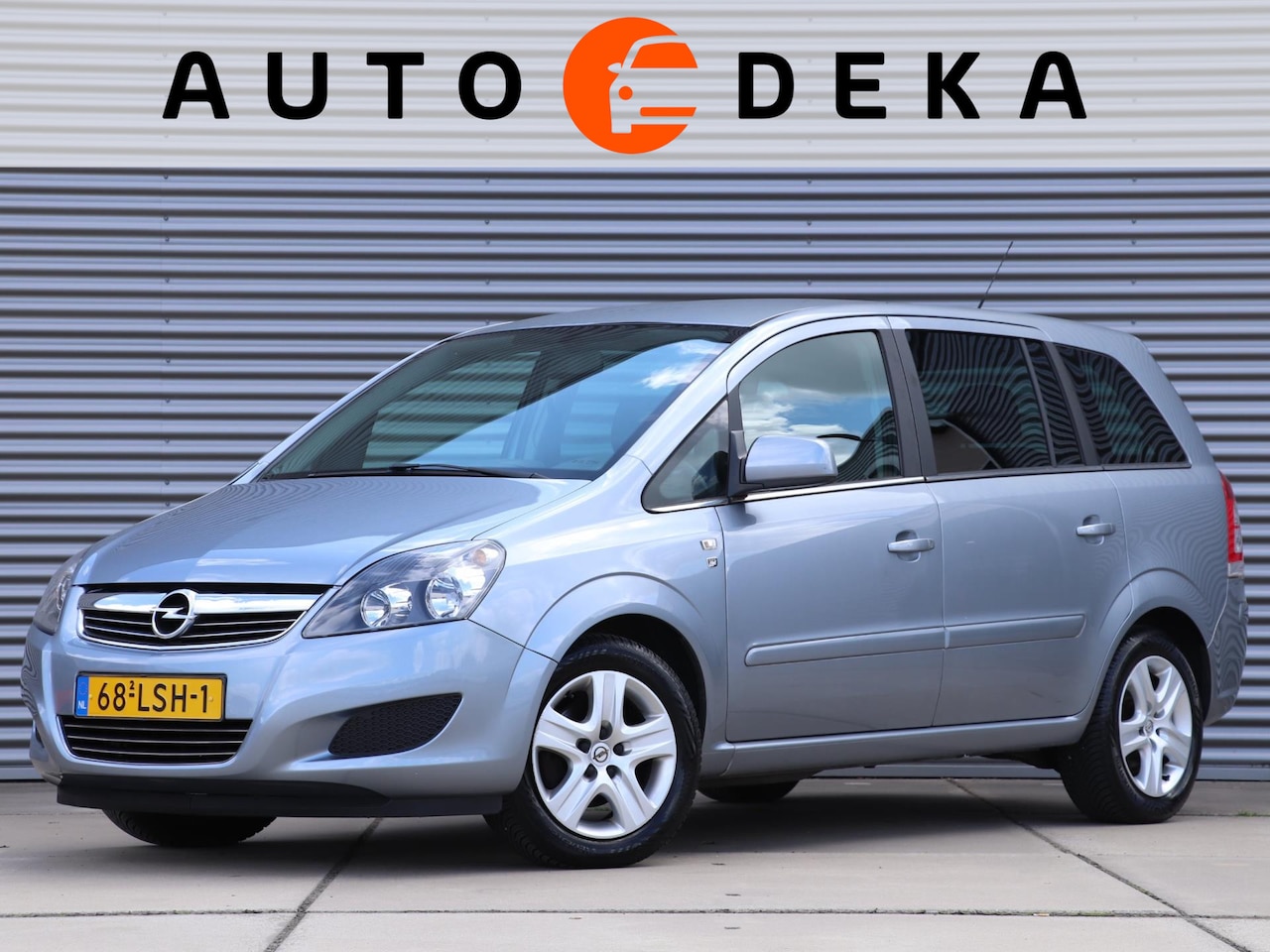 Opel Zafira - 1.6 111 years Edition 7 PERS. *Airco*Trekhaak*Cruisecontr.* - AutoWereld.nl