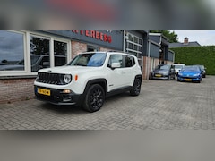Jeep Renegade - 1.4 MultiAir Night Eagle II Limited Automaat Trekhaak Airco Cruise Control Nette Auto