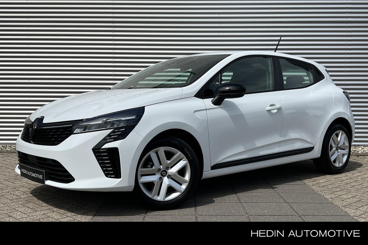 Renault Clio - TCe 90 Evolution | Pack Navigatie | Achteruitrijcamera - AutoWereld.nl