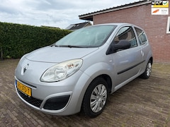 Renault Twingo - 1.2 Authentique Airco elektrische ramen isofix cd aux