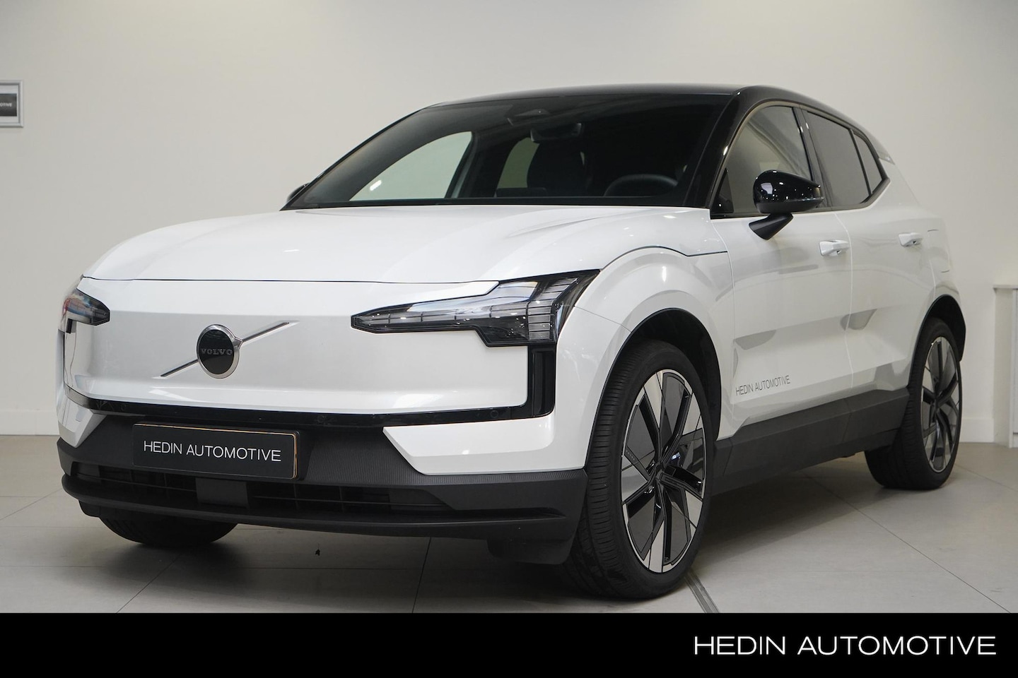 Volvo EX30 - Single Motor Extended Range Plus 69 kWh 272pk | Stoel en stuurverwarming | Harman & Kardon - AutoWereld.nl