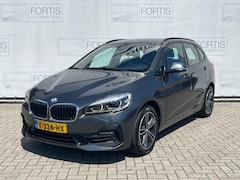 BMW 2-serie Active Tourer - 218i Executive Edition NL AUTO | LEDER | NAVI | CAMERA