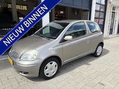 Toyota Yaris - 1.3 VVT-i S-Line DEALER OND./AIRCO/NW APK 09-2025