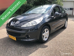Peugeot 207 - 1.4 VTi Cool 'n Blue