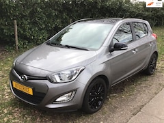 Hyundai i20 - 1.2i i-Vision met opties