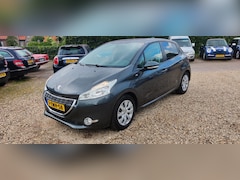 Peugeot 208 - 1.2 Vti Style Nieuwe koppeling, drukgroep, distributieriem.