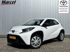 Toyota Aygo X - 1.0 VVT-i MT Play NL Auto Carplay Camera Cruise Groot Scherm
