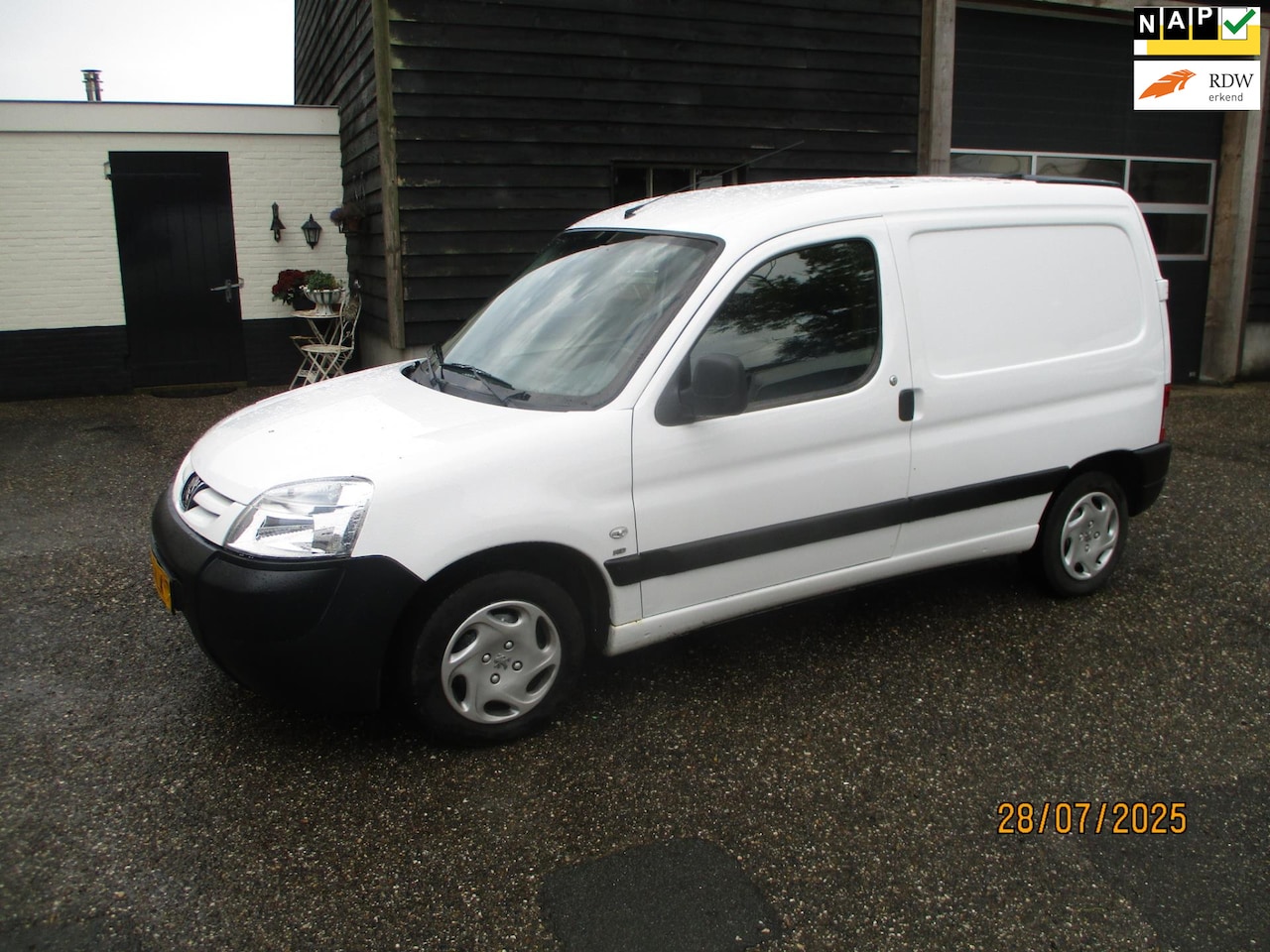 Peugeot Partner - 170C 1.6 HDI (2e. Eig) Keurige auto - AutoWereld.nl