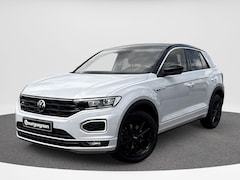 Volkswagen T-Roc - 1.5 TSI Sport | 150Pk | Automaat | Trekhaak | Automaat | Airco |