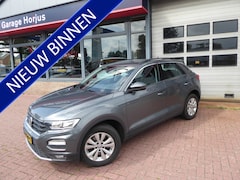 Volkswagen T-Roc - 1.0 TSI Style 2018 TREKH, NAVI, CARPLAY, AIRCO, ACC, PDC, DAB+,