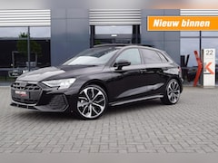 Audi A3 Sportback - 35 TFSI S-Tronic S-Line facelift/ Panodak/ 19Inch LM/Camera