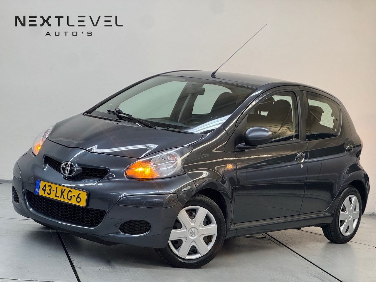 Toyota Aygo - 1.0-12V Comfort Automaat Airco Top Conditie - AutoWereld.nl