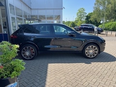 Porsche Cayenne - 3.0 S E-Hybrid
